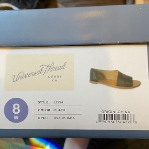 Universal Thread Flats